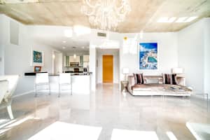 335 SE 6th Ave, Delray Beach, FL 33483, Sold 05/19/21