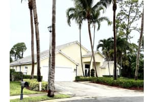 1019 Sweet Briar Pl, Wellington, FL 33414, Sold 05/03/21