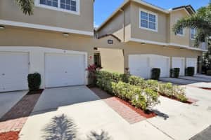 117 Lighthouse Cir, Tequesta, FL 33469, Sold 06/30/21