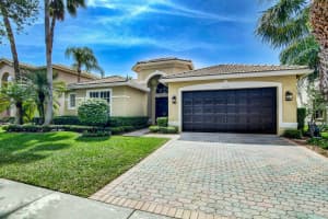 Saturnia, 19179 Skyridge Cir, Boca Raton, FL 33498, Sold 04/30/21