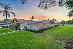 5652 Eagle Lake Dr, Palm Beach Gardens, FL 33418, Sold 05/19/21