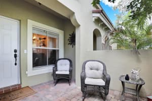 402 Lake Monterey Cir, Boynton Beach, FL 33426, Sold 05/14/21