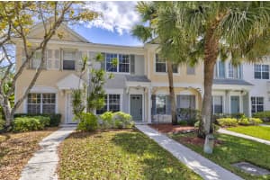 7856 Dixie Beach Cir, Tamarac, FL 33321, Sold 05/18/21