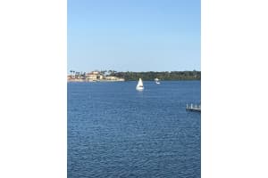 8200 Lakeshore Dr, Hypoluxo, FL 33462, Sold 05/25/21