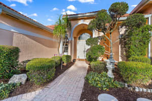 10281 Allamanda Blvd, Palm Beach Gardens, FL 33410, Sold 05/24/21