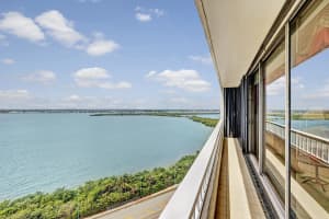 5550 N Ocean Dr, Singer Island, FL 33404, Sold 05/21/21
