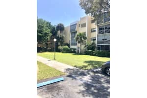 922 NE 199th St #4g, Miami, FL 33179, Sold 06/29/21