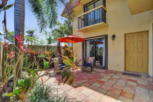 1251 S Federal Hwy, Boca Raton, FL 33432, Sold 05/10/21