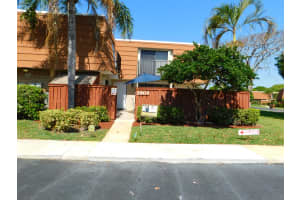 2904 Waterford Dr S, Deerfield Beach, FL 33442, Sold 05/07/21