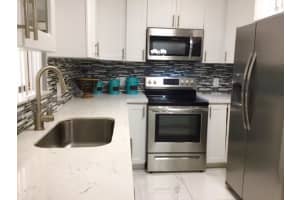 12568 Shoreline Dr, Wellington, FL 33414, Sold 05/07/21