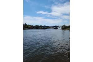 632 Snug Harbor Dr, Boynton Beach, FL 33435, Sold 05/28/21