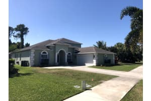 2770 NW Windemere Dr, Jensen Beach, FL 34957, Sold 05/21/21