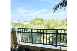 403 S Sapodilla Ave, West Palm Beach, FL 33401, Sold 04/26/21