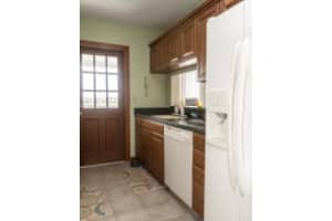 3216 S Lakeview Cir, Fort Pierce, FL 34949, Sold 06/18/21