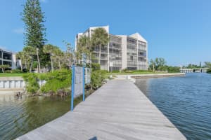 11370 12 Oaks Way, North Palm Beach, FL 33408, Sold 05/21/21