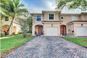 1002 Seminole Palms Dr, Lake Worth, FL 33463, Sold 06/02/21