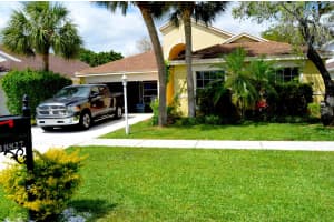 18827 La Costa Ln, Boca Raton, FL 33496, Sold 03/16/22
