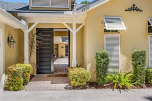 1000 Carolina Cir SW, Vero Beach, FL 32962, Sold 07/14/21