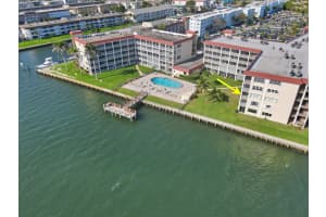 105 Paradise Harbour Blvd, North Palm Beach, FL 33408, Sold 05/27/21