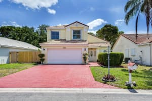206 Wedgewood Cir, Greenacres, FL 33463, Sold 05/25/21