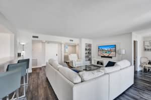 140 SE 5th Ave, Boca Raton, FL 33432, Sold 07/12/21