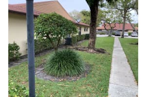 4296 Woodstock Dr, West Palm Beach, FL 33409, Sold 09/14/21