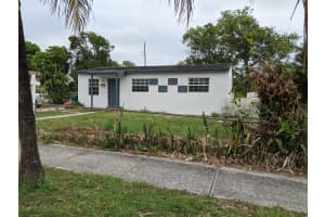 1064 W 27th St, West Palm Beach, FL 33404, Sold 06/24/21