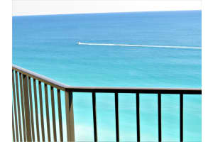 9650 S Ocean Dr, Jensen Beach, FL 34957, Sold 05/17/21