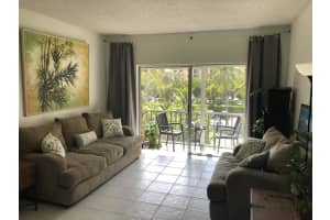 290 W Palmetto Park Rd, Boca Raton, FL 33432, Sold 06/08/21