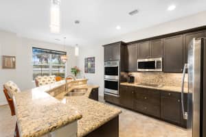 5242 Cambridge Ct, Palm Beach Gardens, FL 33418, Sold 06/07/21