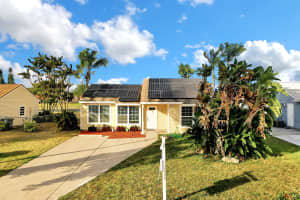 5488 Courtney Cir, Boynton Beach, FL 33472, Sold 05/28/21