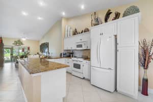 12135 Forest Greens Dr, Boynton Beach, FL 33437, Sold 05/18/21