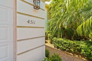 MLS# R10706538, Vero Beach, Florida 32967