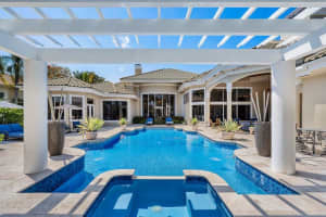 18 St Thomas Dr, Palm Beach Gardens, FL 33418, Sold 06/10/21