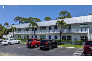2929 SE Ocean Blvd APT F8, Stuart, FL 34996, Sold 07/08/21