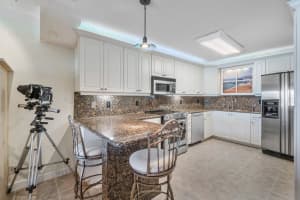 392 Golfview Rd, North Palm Beach, FL 33408, Sold 06/02/21