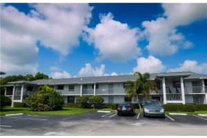 1210 SE Parkview Pl APT E8, Stuart, FL 34994, Sold 06/02/21