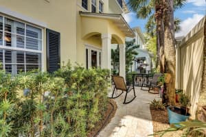 217 N Latitude Cir, Delray Beach, FL 33483, Sold 05/05/21
