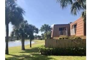 802 Blue Ridge Cir, West Palm Beach, FL 33409, Sold 07/16/21