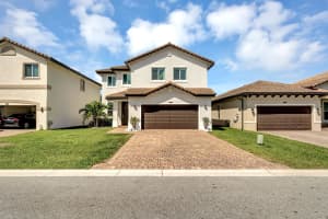 6843 Langdon Wy, Lake Worth, FL 33463, Sold 06/14/21