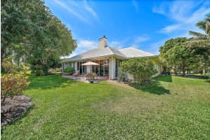 8309 SE Woodcrest Pl, Hobe Sound, FL 33455, Sold 05/10/21