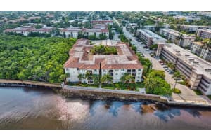 4208 Tuscany Way, Boynton Beach, FL 33435, Sold 04/18/22
