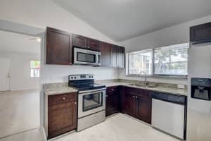 2777 SW 2nd St, Delray Beach, FL 33445, Sold 05/14/21