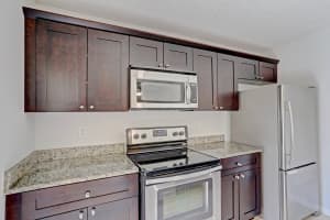589 Green Springs Pl, West Palm Beach, FL 33409, Sold 07/27/21