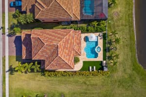 5537 40th Ave, Vero Beach, FL 32967, Sold 06/18/21