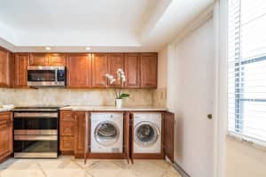 501 SW 11th Pl, Boca Raton, FL 33432, Sold 07/19/21