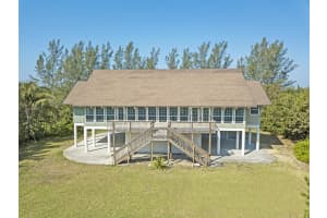 156 N Beach Rd, Hobe Sound, FL 33455, Sold 07/29/21