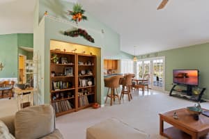 MLS# R10707246, Vero Beach, Florida 32968