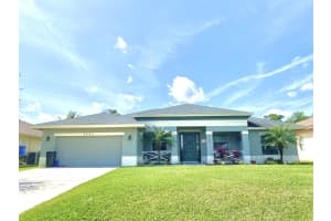 8565 SE Pinehaven Ave, Hobe Sound, FL 33455, Sold 07/16/21