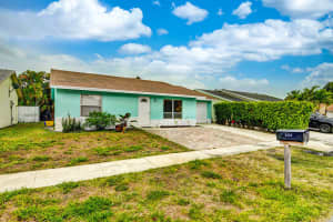 6194 Moonbeam Dr, Lake Worth, FL 33463, Sold 06/09/21
